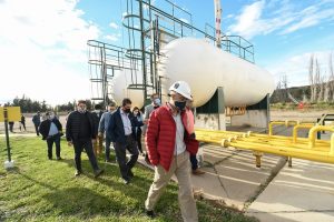 Autoridades provinciales inauguraron la planta de gas en Los Antiguos