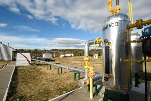 Autoridades provinciales inauguraron la planta de gas en Los Antiguos