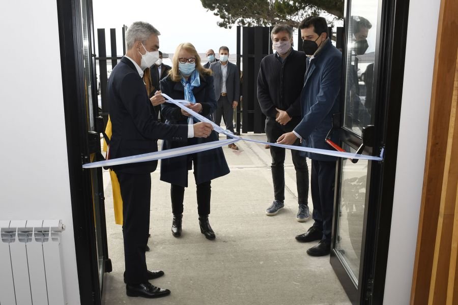 Alicia firmó convenios con Nación para mejoras en infraestructura en Santa Cruz
