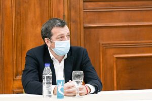 El Gobierno de Santa Cruz firmó un convenio para obras con el municipio de Los Antiguos