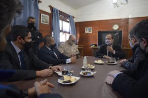 Provincia y Nación recorren los aeropuertos para fortalecer medidas de seguridad