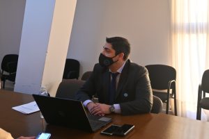 De La Torre expuso en la Comisión de Asuntos Constitucionales de la Legislatura