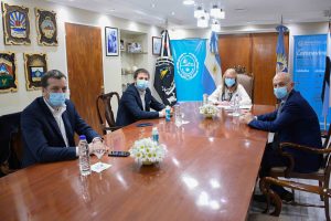 Alicia firmó un convenio marco para el impulso de la obra pública en Caleta Olivia