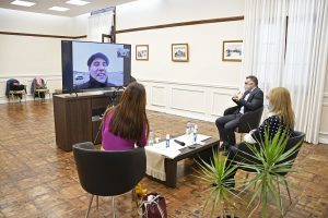 Alicia dialogó con un emprendedor de Caleta Olivia alcanzado por el programa Santa Cruz Produce