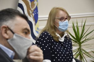 Alicia dialogó con un emprendedor de Caleta Olivia alcanzado por el programa Santa Cruz Produce