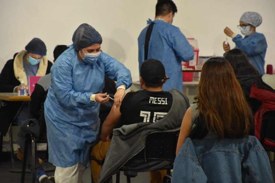 Importante avance del Plan de Vacunación contra el COVID-19 en Santa Cruz