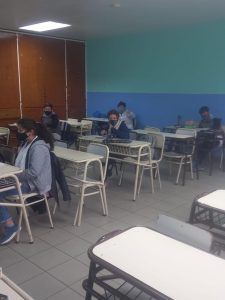 Comenzaron las clases bajo la modalidad de presencialidad combinada en El Calafate y Perito Moreno