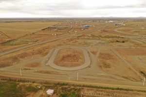 Acuerdan acciones para la concreción de la pista profesional de Atletismo en Río Gallegos