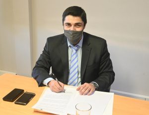 Seguridad firmó un convenio de bonificaciones en los aranceles con la Universidad Blas Pascal