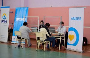 “El Estado en tu Barrio”: brindó la posibilidad de acceder a las políticas públicas en la EPP Nº 62