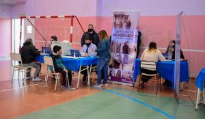 “El Estado en tu Barrio”: brindó la posibilidad de acceder a las políticas públicas en la EPP Nº 62