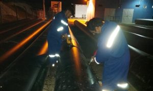 Llegaron los materiales adquiridos para recambiar la bombilla de la toma de la POI Caleta Oliviase