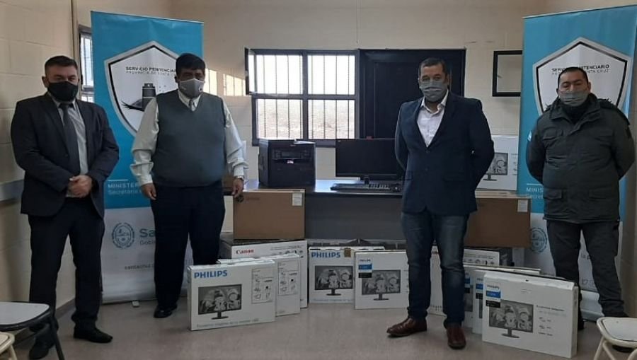 Seguridad entregó herramientas y maquinaria al Servicio Penitenciario Provincial