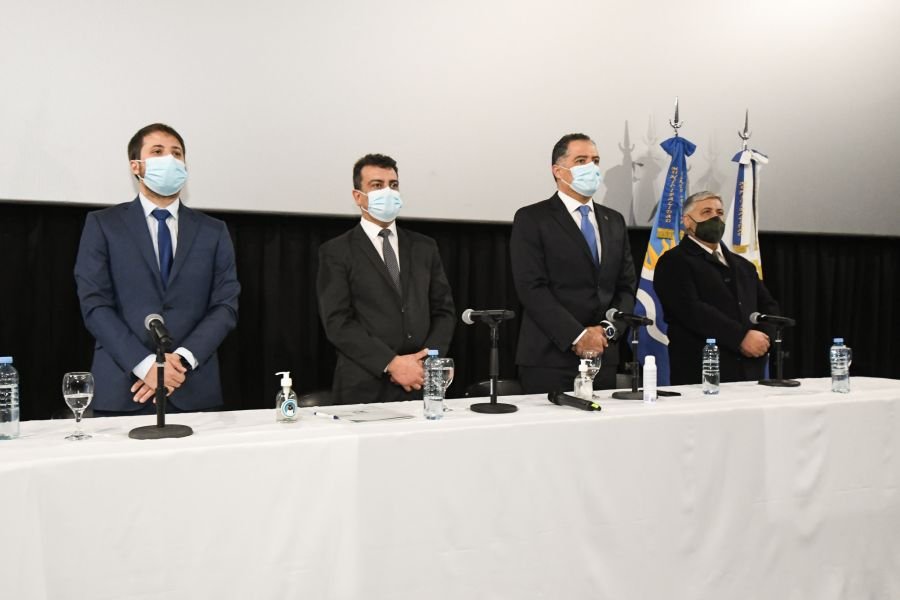 El Gobierno de Santa Cruz participó del acto institucional del 137º Aniversario de Puerto Deseado