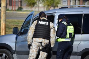 Continuos controles para el cumplimiento del DNU 297/20