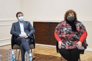 La Gobernadora encabezó la presentación del Fondo Editorial Santacruceño