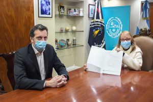 Alicia promulgó la ley de Administración Financiera