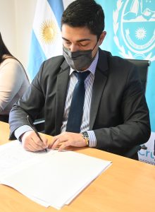 Seguridad firmó convenios con la compañía de telecomunicaciones Telefónica