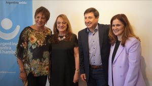 Alicia firmó convenios con el ministro de Desarrollo Social