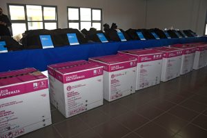 De La Torre: “La entrega de equipamiento se realizó tras un arduo trabajo del Gobierno”