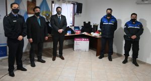 Culminó la entrega de equipamiento para policías de El Chaltén y El Calafate