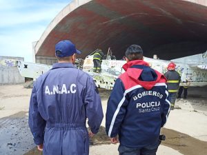 Capacitan a bomberxs en salvamento y extinción de incendios en aeronaves