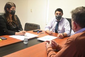 Seguridad y Educación trabajan conjuntamente para brindar capacitaciones en las escuelas de Santa Cruz