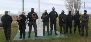 La División Canes de la Policía de Santa Cruz presentó a cuatro nuevos integrantes