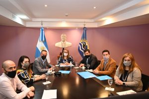 Alicia firmó el convenio de obra para asfaltar la Ruta Provincial N° 39