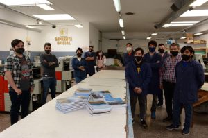 El Gobierno hizo entrega de 100 cuadernillos que serán destinados a estudiantes de escuelas rurales
