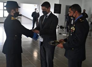 Finalizó un nuevo curso del CEDoP y se realizó entrega de insignias meritorias a cadetes