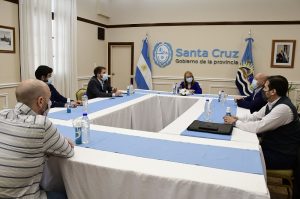 Alicia se reunió con intendentes de localidades santacruceñas en Casa de Gobierno
