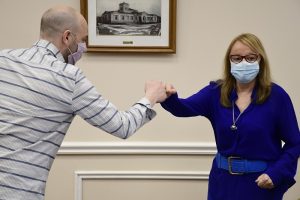 Alicia se reunió con intendentes de localidades santacruceñas en Casa de Gobierno
