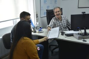 Servicios Públicos realizó la firma para la ampliación de red de agua en barrios de Río Gallegos