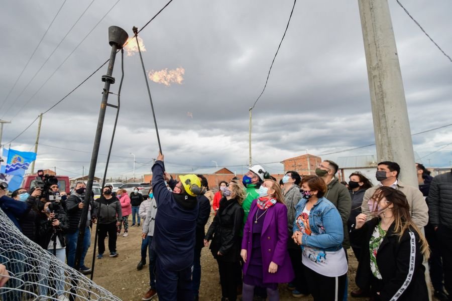 El Gobierno inauguró red de distribución de gas del Bº 22 de Septiembre de Río Gallegos