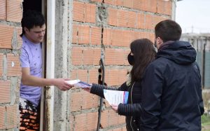 “Vacunate en Casa”: se concretó la primera jornada del operativo territorial de vacunación en barrios de Río Gallegos
