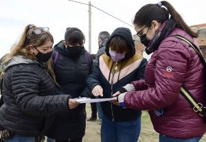 “Vacunate en Casa”: se concretó la primera jornada del operativo territorial de vacunación en barrios de Río Gallegos