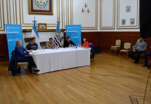 Desde el COE parte del gabinete respondió inquietudes de los intendentes y comisionadxs de fomento