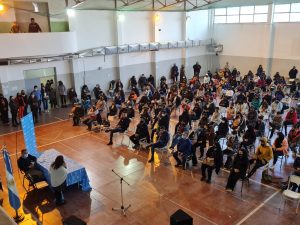 Educación entregó Netbooks y Notebooks a estudiantes de colegios secundarias y técnicos en Caleta Olivia