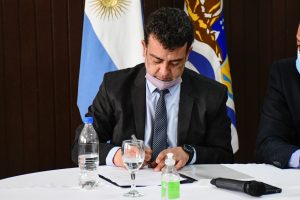 Alicia encabezó el acto de entrega de viviendas en Puerto Deseado y Río Gallegos