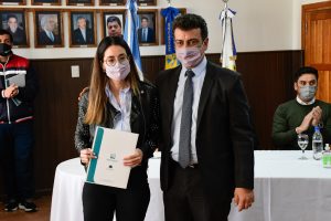 González: “Saber que los vecinos reciben la llave y cuentan con un techo propio es gratificante”