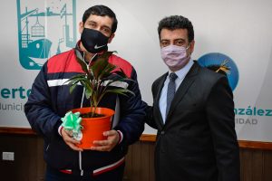 González: “Saber que los vecinos reciben la llave y cuentan con un techo propio es gratificante”