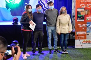 La Gobernadora participó de la inauguración del Complejo Deportivo de la Asociación Obrera Minera Argentina