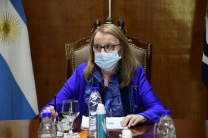 Alicia se reunió con autoridades de JetSMART en el marco de la conectividad aérea en Santa Cruz