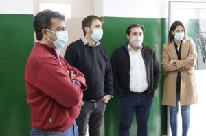El Gobierno efectivizó la entrega de viviendas en Puerto Santa Cruz