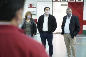 El Gobierno efectivizó la entrega de viviendas en Puerto Santa Cruz