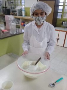 Estudiantes de la Escuela Especial N°14 asisten al Taller de Panadería