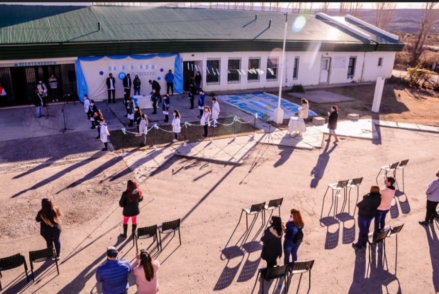 Aniversario N°39 de la Escuela Hogar “Héroes de Malvinas” de Gobernador Gregores