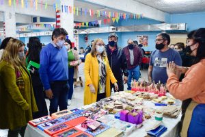 La Gobernadora acompañó las actividades por el Día del Respeto a la Diversidad Cultural en Río Gallegos