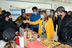 La Gobernadora acompañó las actividades por el Día del Respeto a la Diversidad Cultural en Río Gallegos